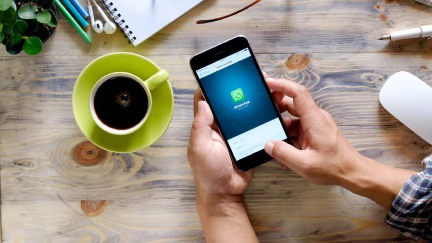WhatsApp Plus instalado en un teléfono Android